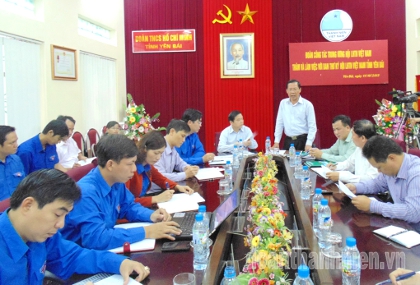 Đc Phan Văn Mãi - Chủ tịch Hội LHTN Việt Nam phát biểu chỉ đạo tại buổi làm việc
